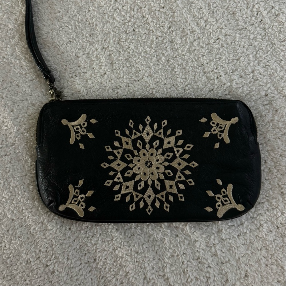 Vintage Lucky Brand Wristlet/Wallet Embroidered